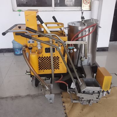 Thermoplastische Pflasterstreifenmaschine 3-5 mm verstellbare Ausbuchtung für Konvexe Linienmarkierung
